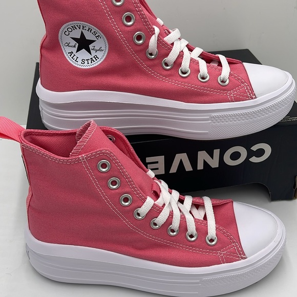 Converse WMNS High-Top Sneakers with Platform Sole A12302C CTAS MOVE HI
SNEAKY P - Picture 2 of 16